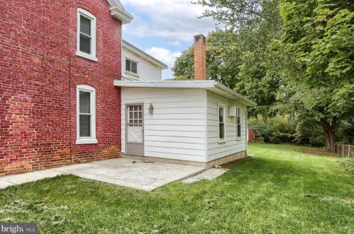 104 Spruce St, Carlisle PA exterior