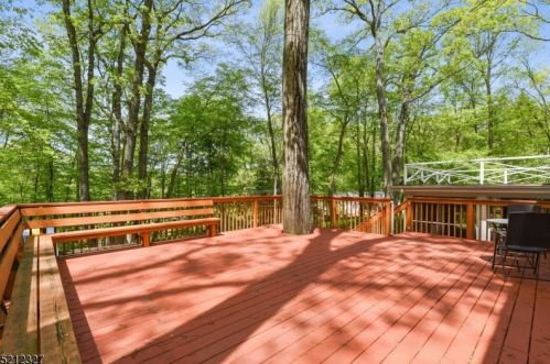 75 Skyline Dr, Morristown, NJ 07960-5148