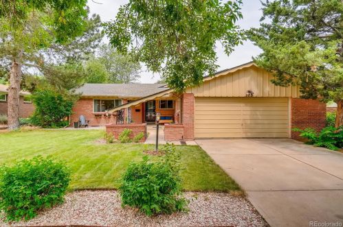 285 Moline St, Denver, CO 80010-4704