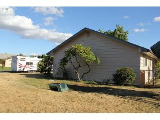 181 17th Ave, Cornelius, OR 97113-8721