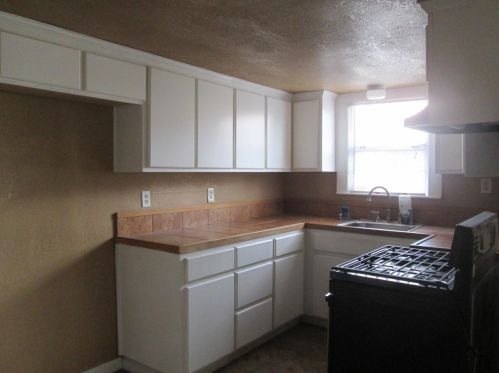 207 Farr St, Turlock, CA 95380-5213