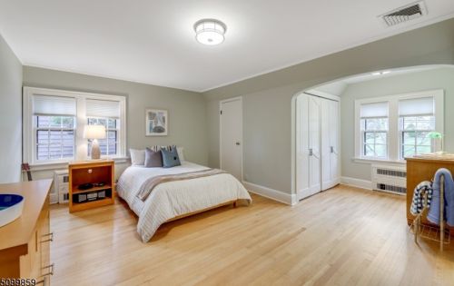 140 Wyoming Ave, Maplewood NJ 07040-1043 exterior