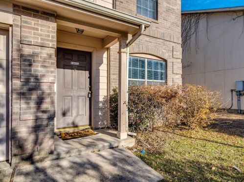 221 Carriage Way, Uhland TX  78640-5461 exterior