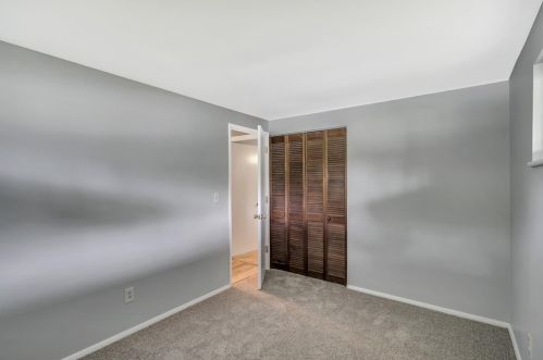 4019 Haverstraw Dr, Cincinnati OH 45241-2608 exterior