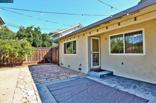 1025 Stimel Dr, Concord CA  94518-3948 exterior