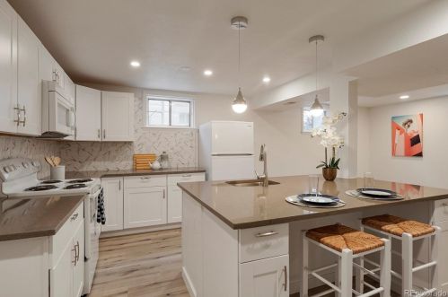 3440 Chase St, Denver CO  80212-7089 exterior