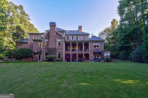 8186 Hewlett Rd, Atlanta GA  30350-3501 exterior