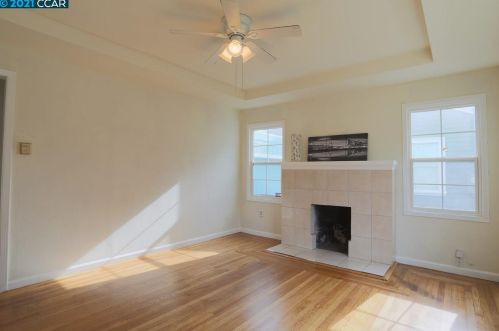1217 Richard Pl, Hayward, CA 94541-2923