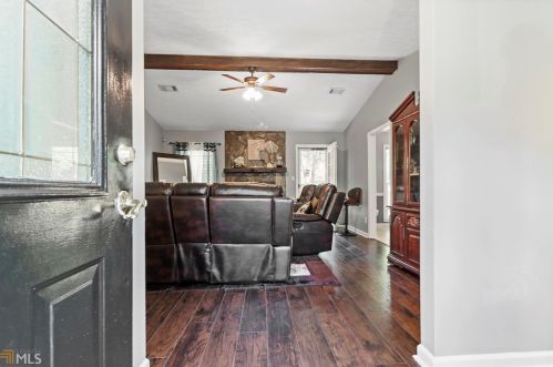 315 Woodland Dr, Lagrange, GA 30241-1383