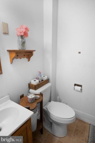 524 York St, Hanover PA 17331-3374 exterior