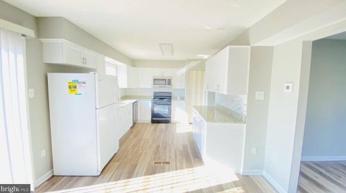 4 Dinsdale Ct, Silver Spring MD exterior