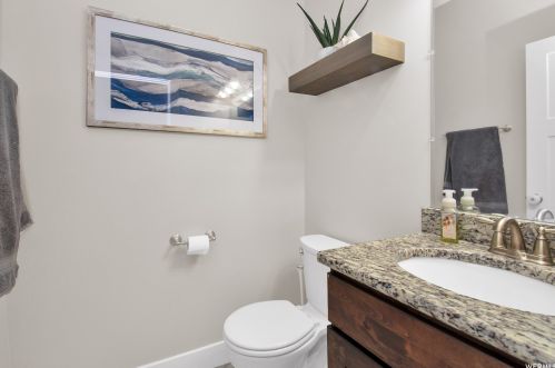 1407 Mtn Rd, Ogden UT  84404-6034 exterior