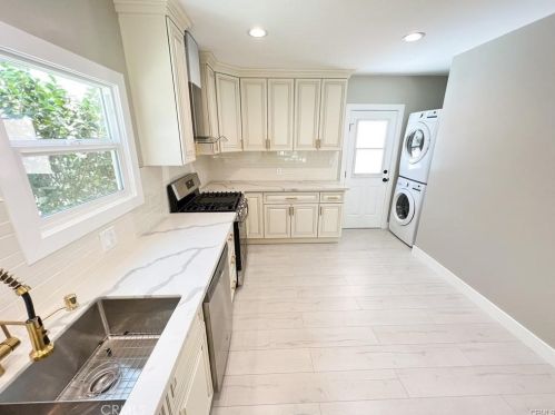 1336 Allen Ave, Glendale CA  91201-1106 exterior