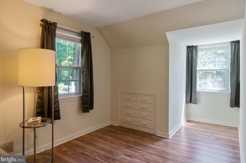 9914 Capitol View Ave, Silver Spring MD 20910-1033 exterior