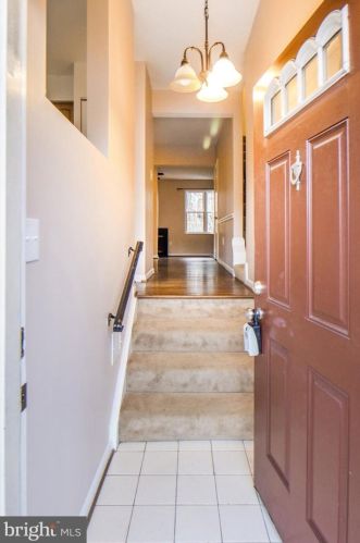 2830 Schoolhouse Cir, Silver Spring MD  20902-2554 exterior