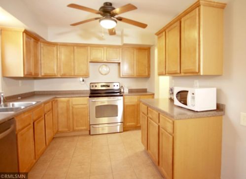 201 County Road F, Saint Paul MN  55127-6106 exterior