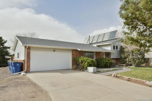 29921 128th Ave, Denver, CO 80022-9210