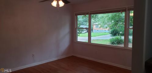 826 Sherwood Cir, Forest Park, GA 30297-3035