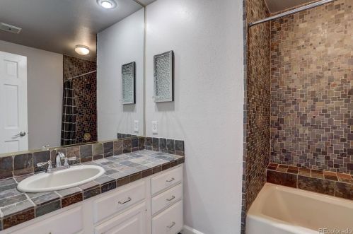 2275 Cherry Hl Farm Dr, Englewood CO 80113-7125 exterior