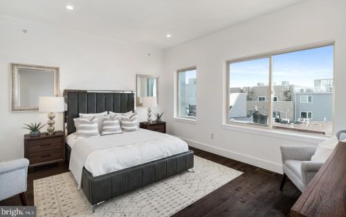 1342 19 St, Philadelphia PA  19146-4665 exterior