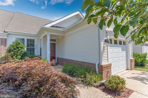 13702 Longmeade Ct, Gainesville, VA 20155-3019