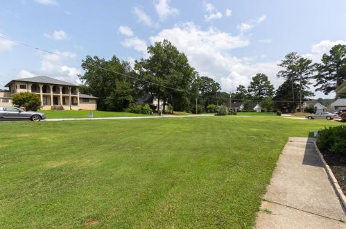 3701 Sandhill Dr, Conyers GA  30094-3735 exterior