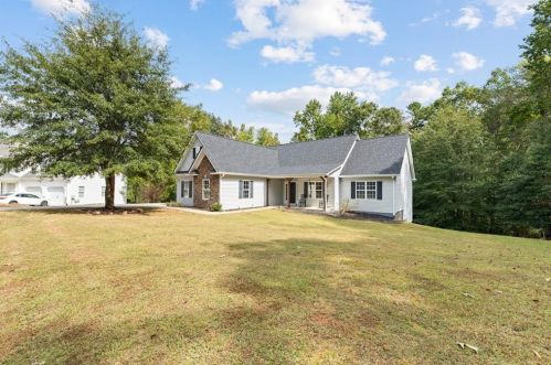 4836 Thunder River Dr, Gainesville, GA 30506-7510