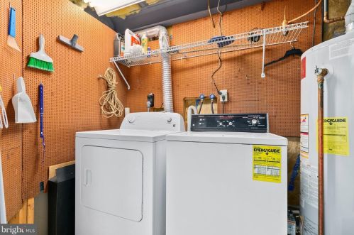 4 Locksley Ct, Silver Spring MD 20904-6321 exterior