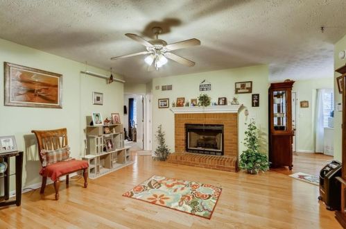 130 Highland Dr, Stockbridge GA 30281-4603 exterior