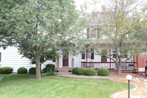 508 Market St, Gridley, IL 61744-7721