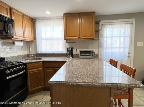 112 Kerr Ave, Lavallette NJ  08735-2141 exterior