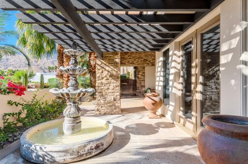 38760 Maracaibo Cir, Palm Springs, CA 92264-0211