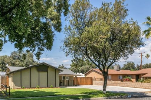 225 Doyle Ave, Redlands, CA 92374-2332