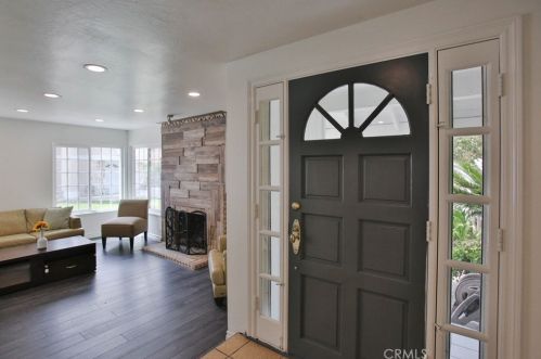 2310 San Lorenzo Ave, Santa Ana CA 92704-6039 exterior