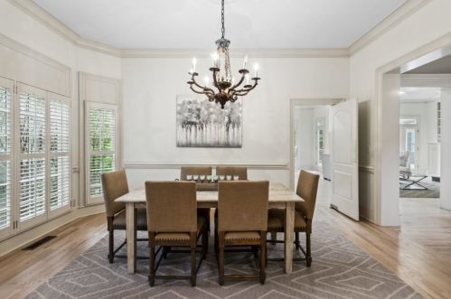 33 Habersham Cove Dr, Atlanta GA  30305-5402 exterior