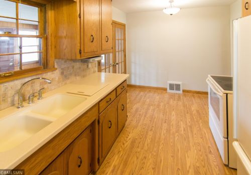 748 Hoyt Ave, Saint Paul MN  55106-1010 exterior