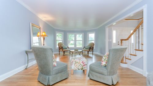 480 81 St, Willowbrook IL  60527-5985 exterior