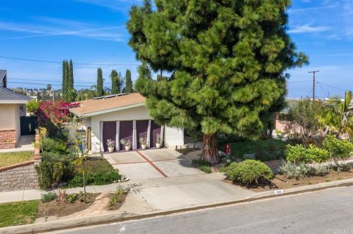 1915 Santa Rena Dr, Palos Verdes Estates, CA 90275-1409