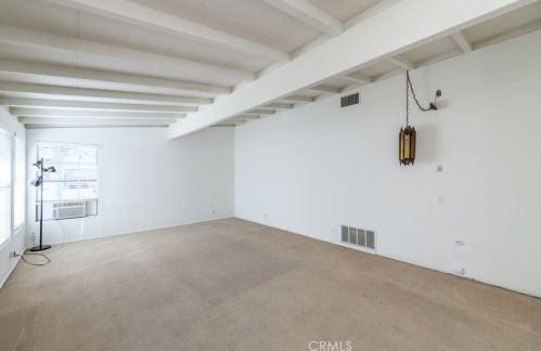 210 Topo St, Anaheim, CA 92804-2218