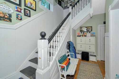 4324 Gilliat St, Duluth, MN 55804-2144