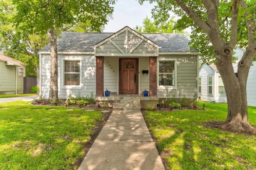 2604 Ryan Ave, Fort Worth TX  76110-3026 exterior