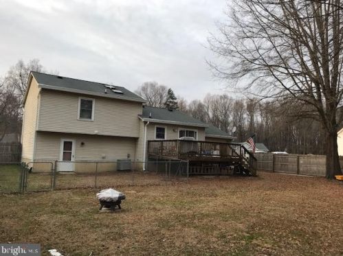 11028 Abbey Ln, Fredericksburg, VA 22407-5034