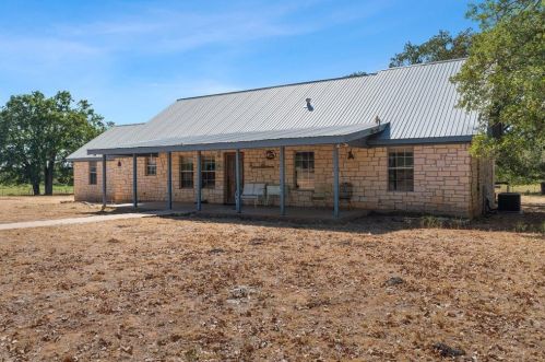 200 Blisard Rd, Webberville TX 78621-5018 exterior