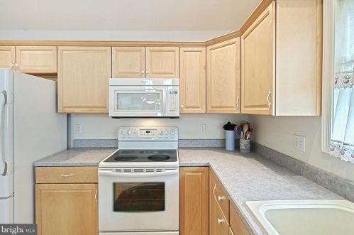 105 Beck Ml Rd, Hanover PA 17331-9758 exterior