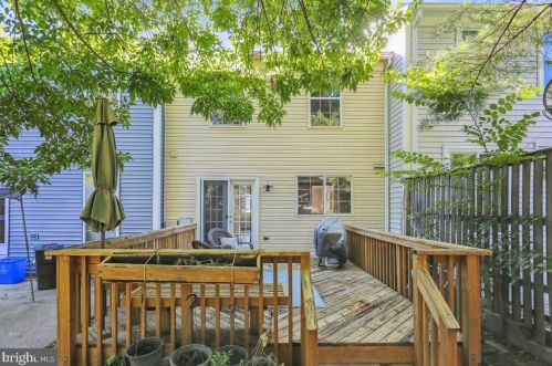 5 London Brg Ct, Silver Spring MD 20906-5713 exterior