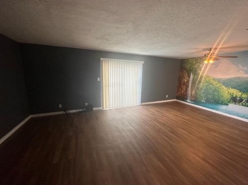 1202 Montana St, Morgans Point, TX 77571-6434