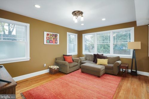 67 Euclid Ave, Haddonfield NJ 08033-2553 exterior