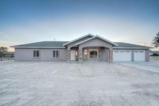 18065 Varden Dr, Madera, CA 93638-2734