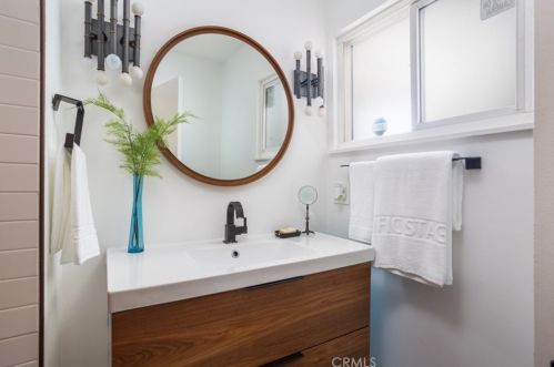 2230 Alona St, Santa Ana CA  92706-2419 exterior