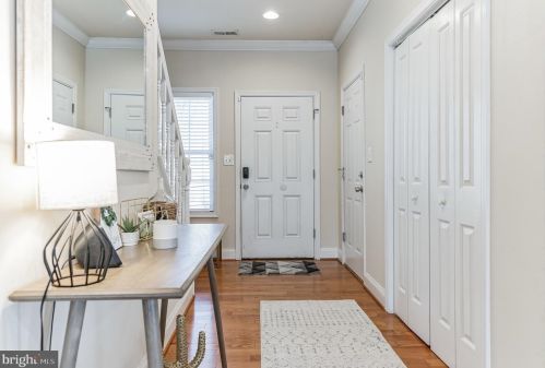 6318 Linden St, Shady Side MD  20764-2910 exterior